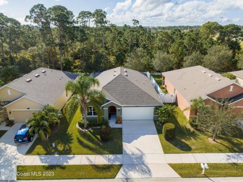 1323 Lexington Square SW Vero Beach FL 32962
