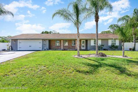 192 Hurtig Avenue NW Palm Bay FL 32907