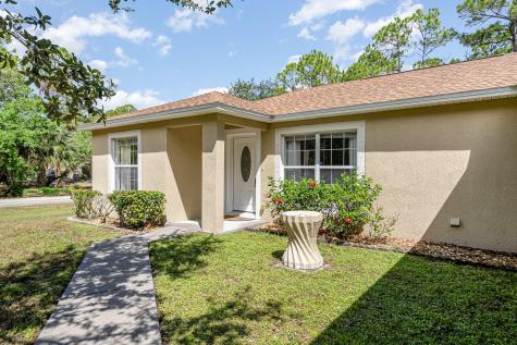 801 Painesville Street SE Palm Bay FL 32909