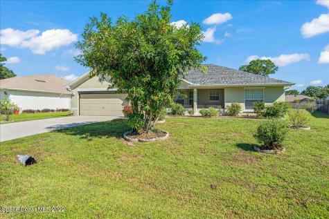 611 Altamira Street NW Palm Bay FL 32907