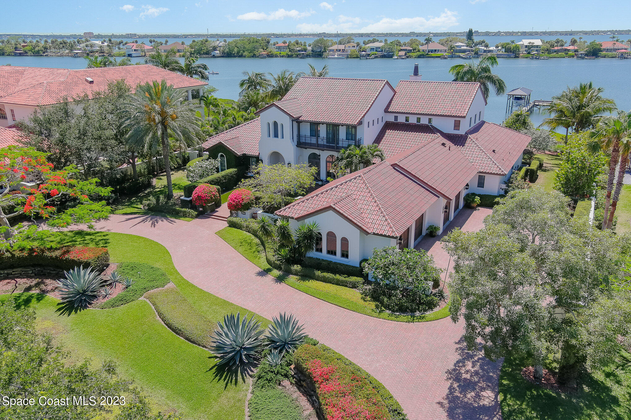 147 Lansing Island Drive Indian Harbour Beach FL 32937