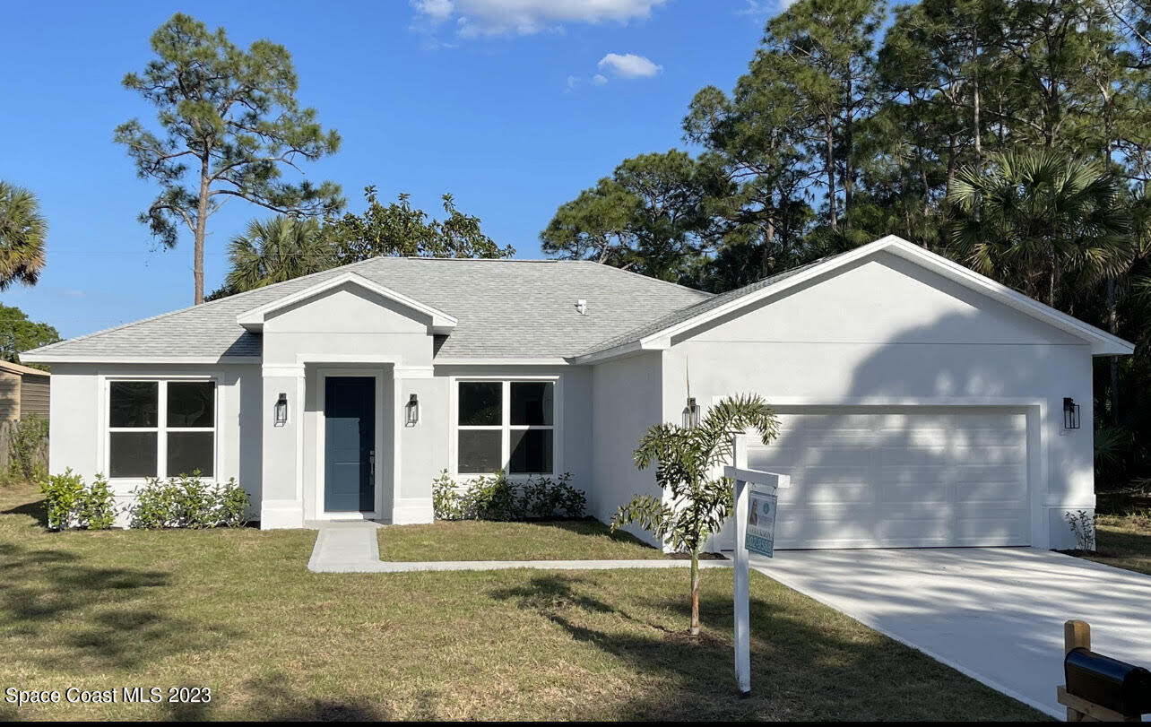 147 Crown Avenue NE Palm Bay FL 32907