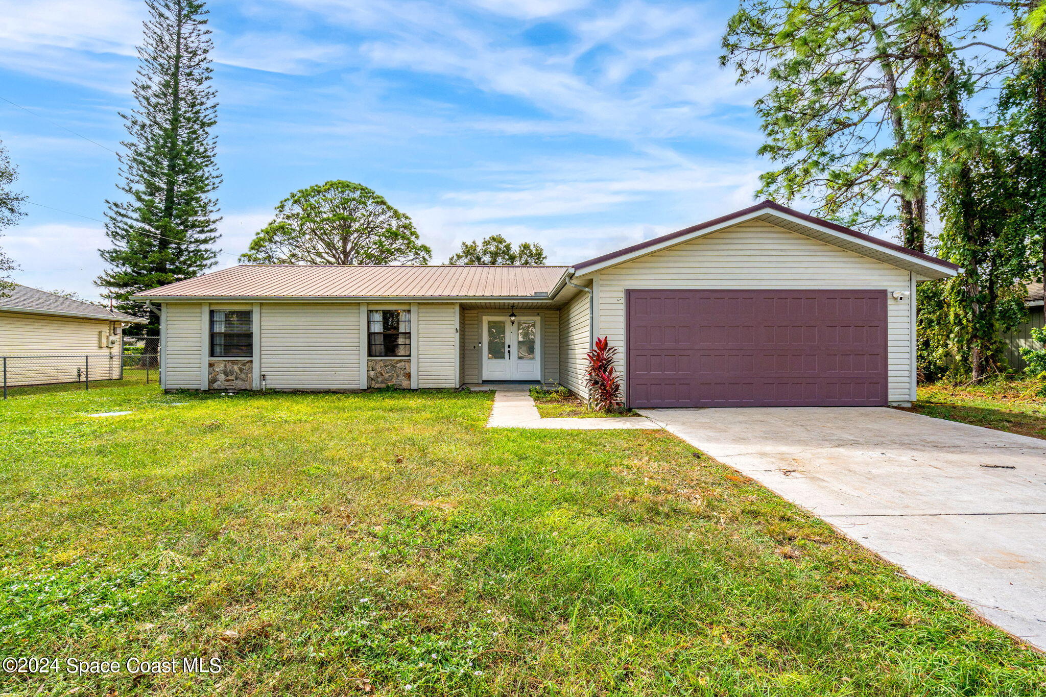 951 Slocum Street NW Palm Bay FL 32907