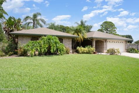 1070 Hoyt Court NE Palm Bay FL 32907