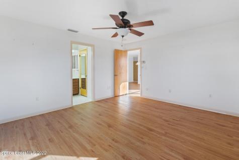 1630 Neptune Drive Merritt Island FL 32952