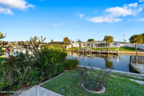 1630 Neptune Drive Merritt Island FL 32952