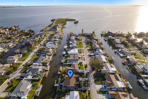 1630 Neptune Drive Merritt Island FL 32952