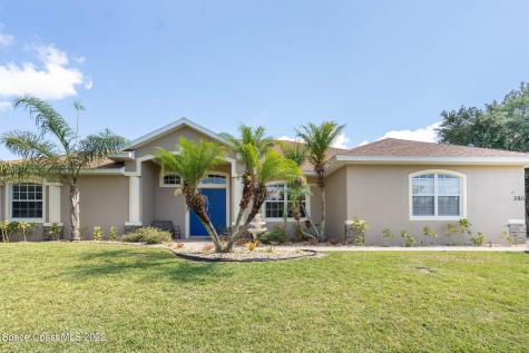 350 Hungry Street NE Palm Bay FL 32907