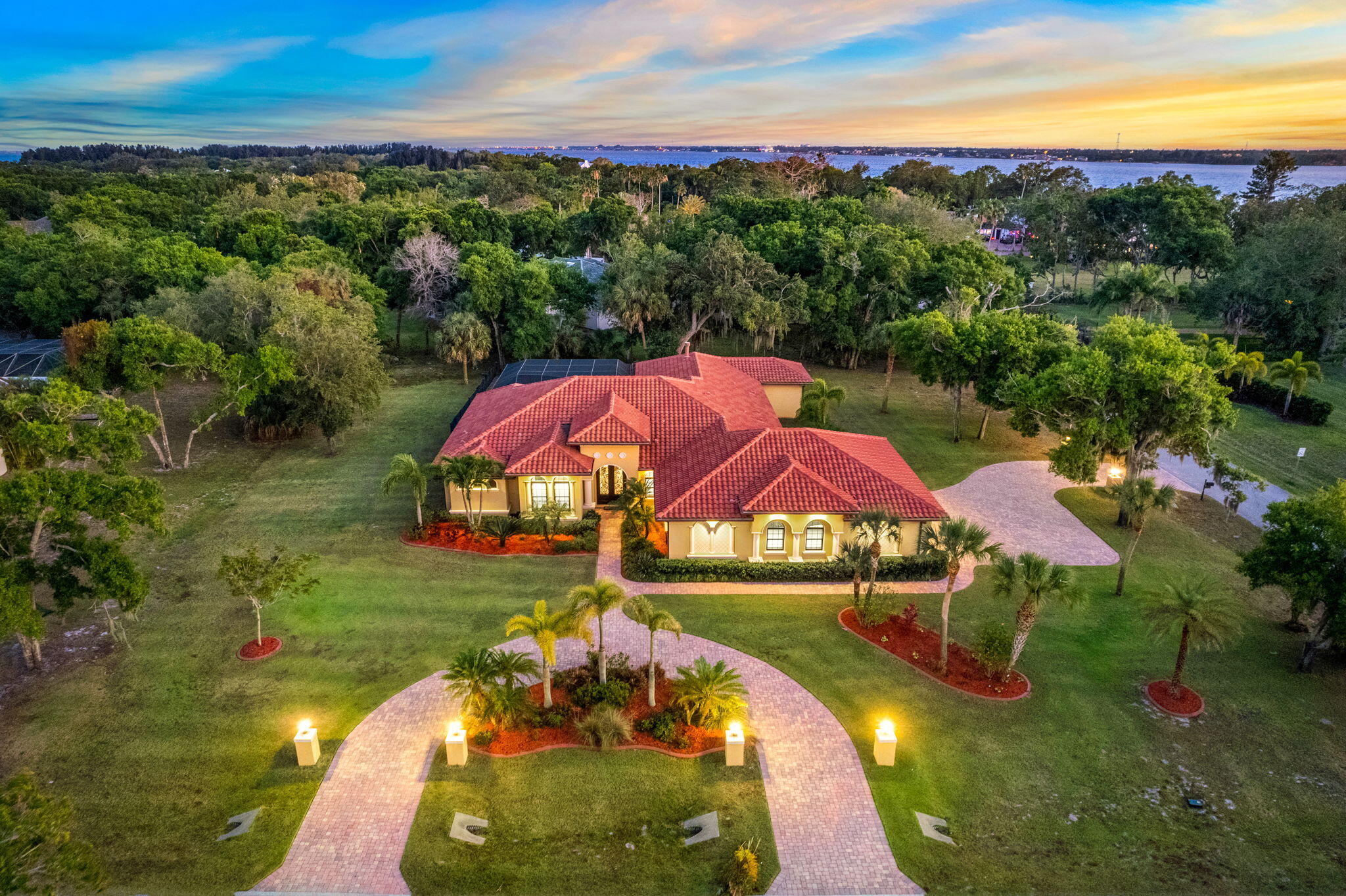 220 Hacienda Drive Merritt Island FL 32952