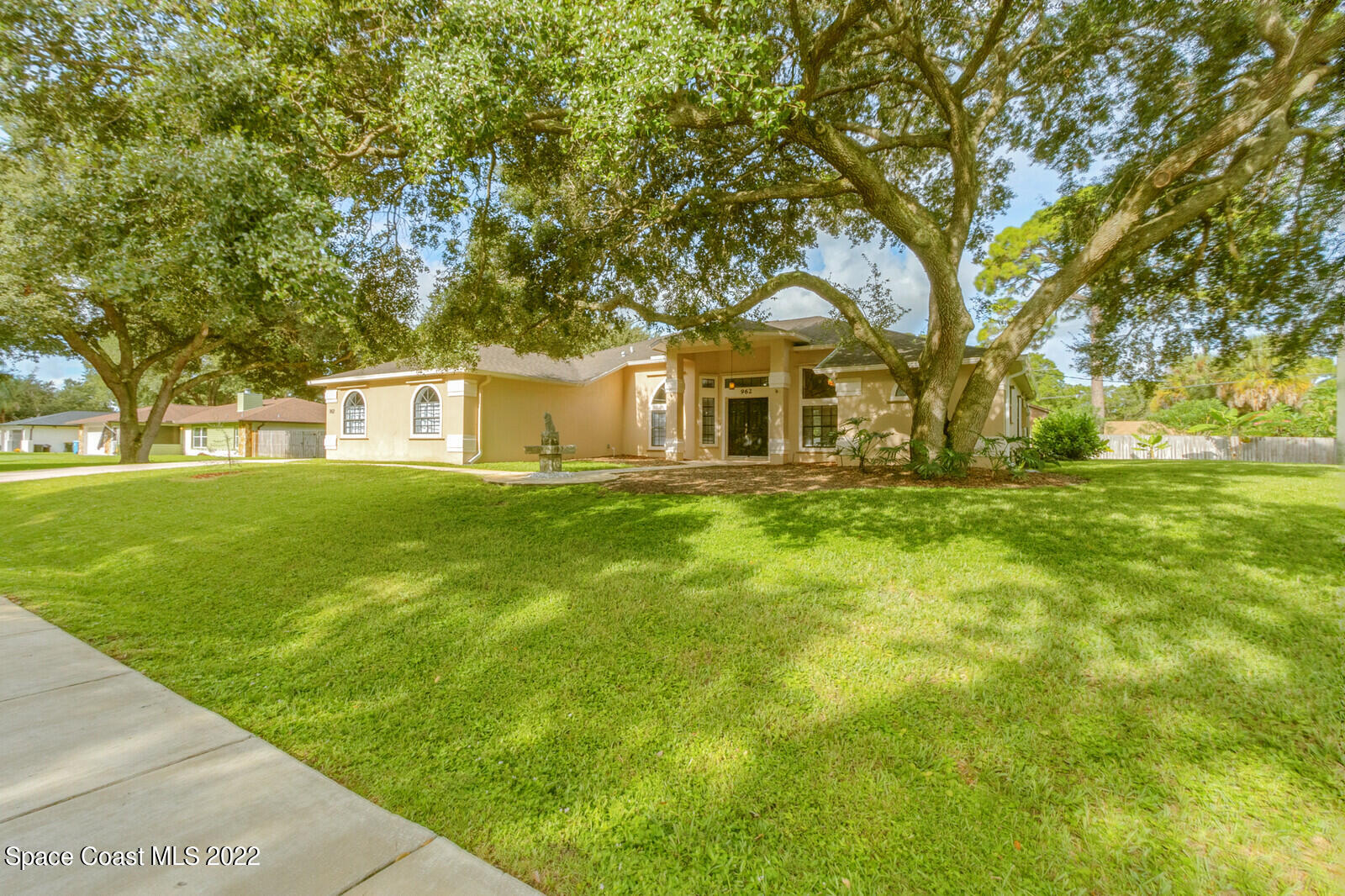 962 Pembroke Avenue NE Palm Bay FL 32907
