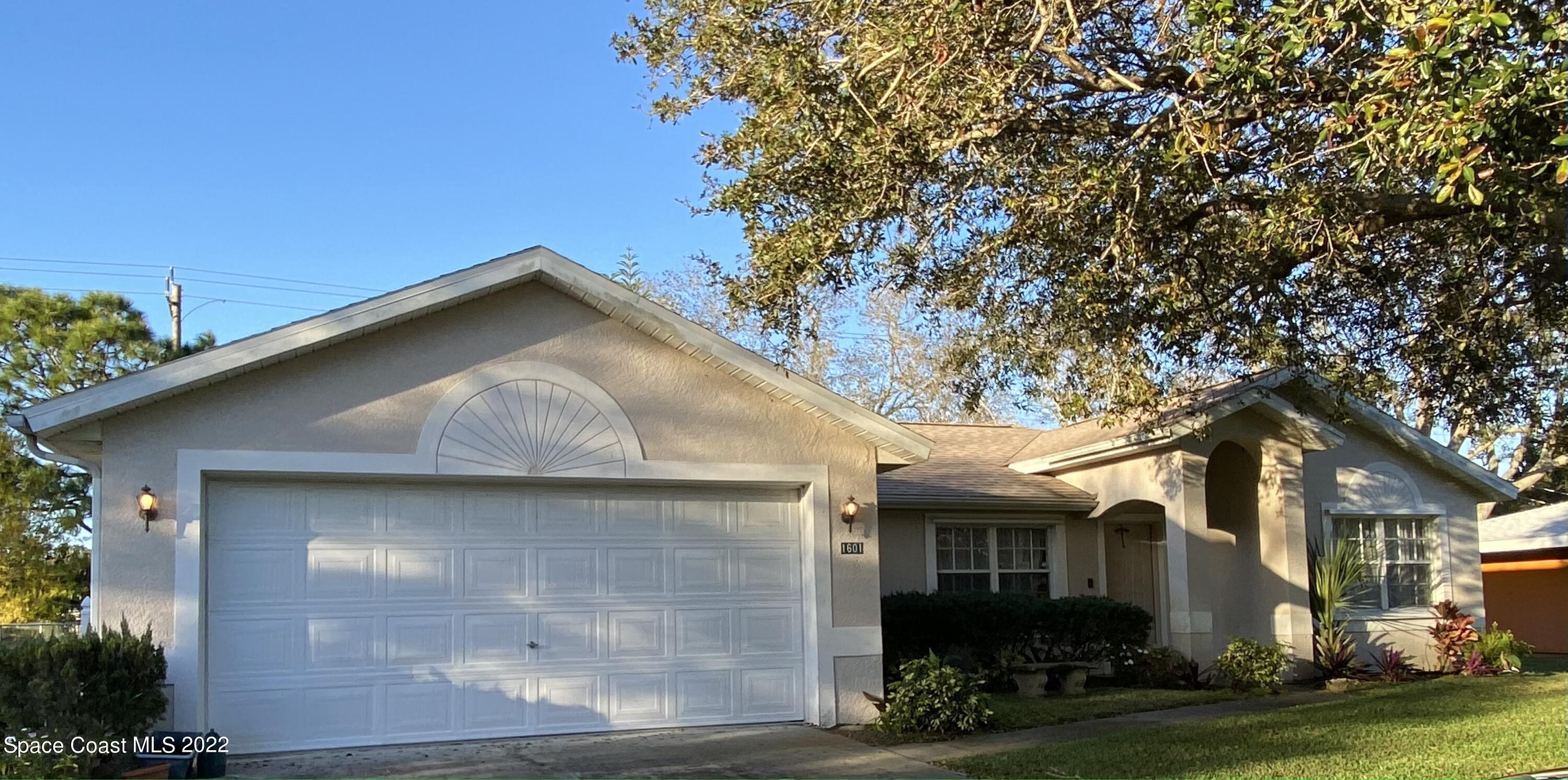 1601 Omega Street NE Palm Bay FL 32907