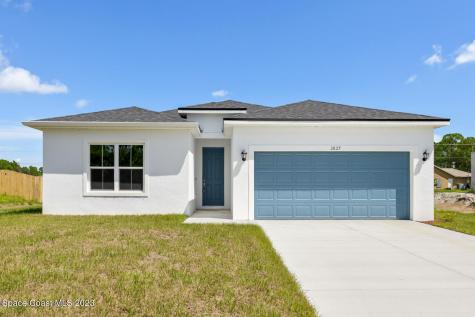 2827 Tivoli Avenue SE Palm Bay FL 32909