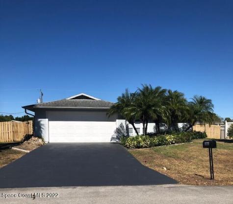 1861 Calmar Street NW Palm Bay FL 32907