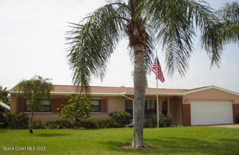 239 Ellwood Avenue Satellite Beach FL 32937