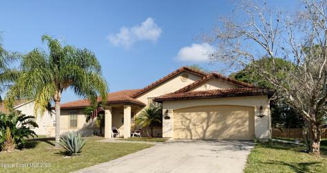 411 Sauders Road SE Palm Bay FL 32909