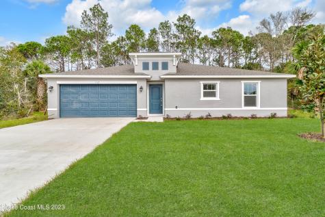 738 Geranium Avenue SW Palm Bay FL 32908