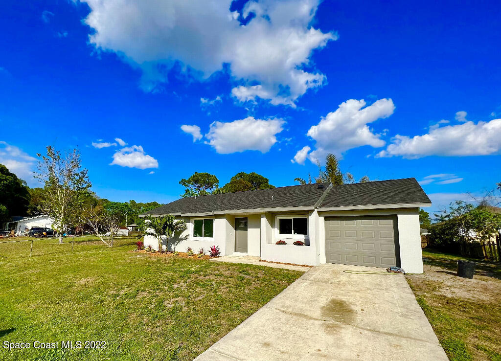 935 Colonial Avenue SE Palm Bay FL 32909