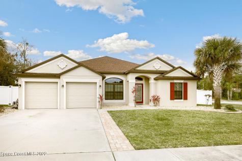 313 Reading Avenue Titusville FL 32796