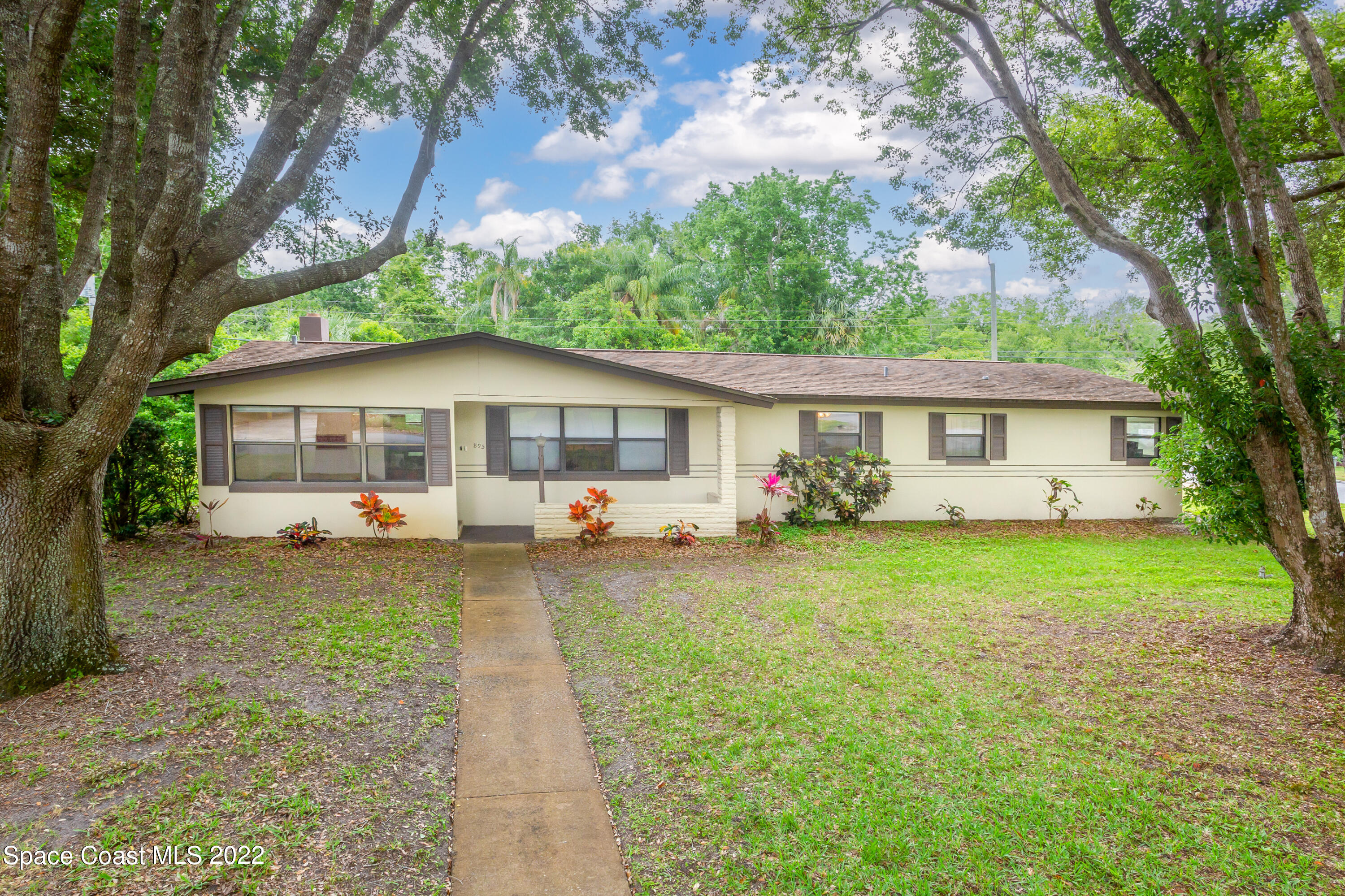 895 Hillcrest Avenue Titusville FL 32796
