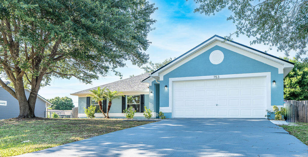 753 Thuringer Street NW Palm Bay FL 32907