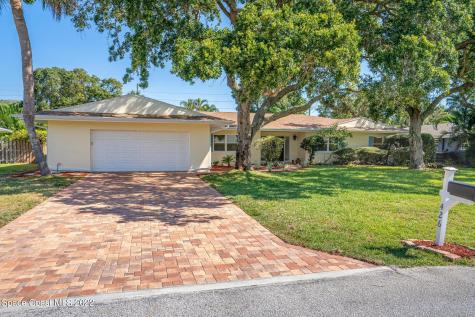 426 Oakland Avenue Indialantic FL 32903