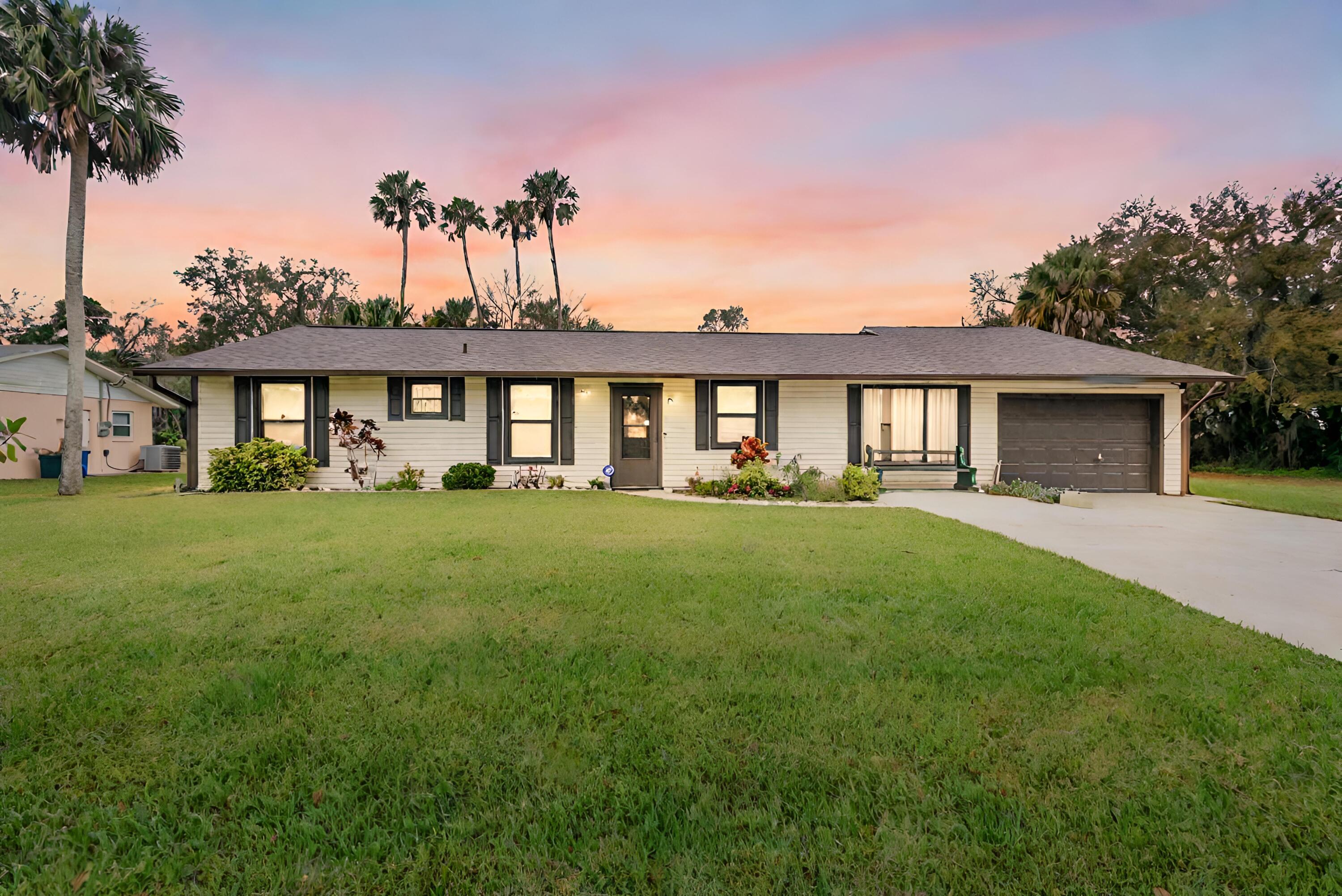 2804 Mango Tree Drive Edgewater FL 32141