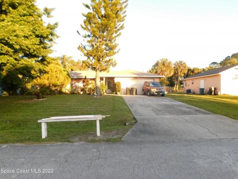 565 Bernardo Avenue NE Palm Bay FL 32907
