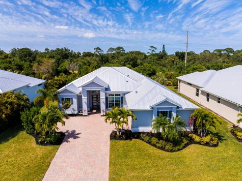 299 11th Square SW Vero Beach FL 32962