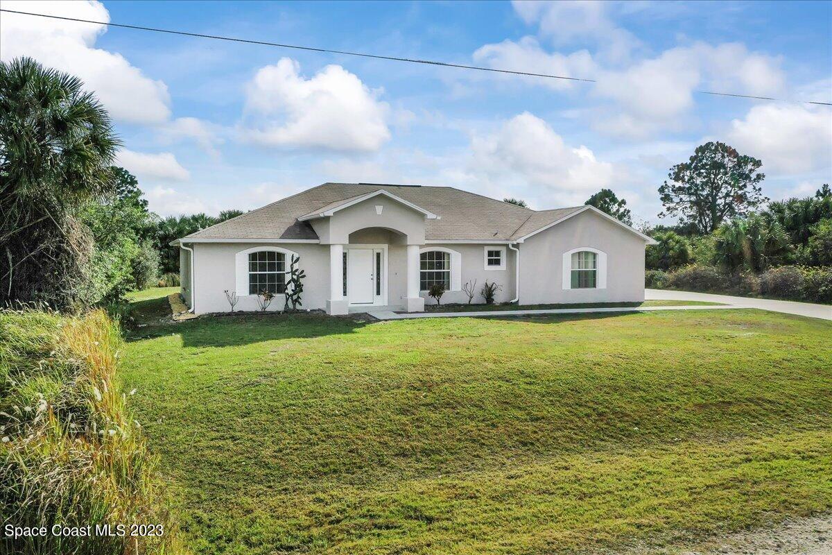 590 Fountain Street SW Palm Bay FL 32908