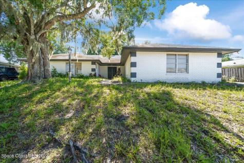 1610 W Carriage Drive Titusville FL 32796
