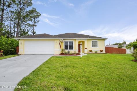 2900 Totem Avenue SE Palm Bay FL 32909