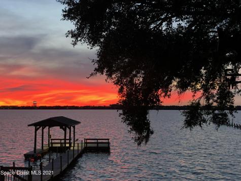 555 Robinhood Drive Merritt Island FL 32953