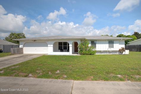 813 Vance Circle NE Palm Bay FL 32905