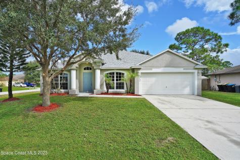 402 Australian Road NW Palm Bay FL 32907