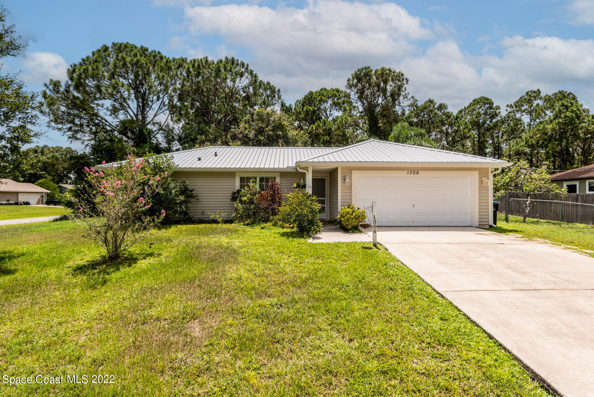 1306 Gilroy Street NW Palm Bay FL 32907