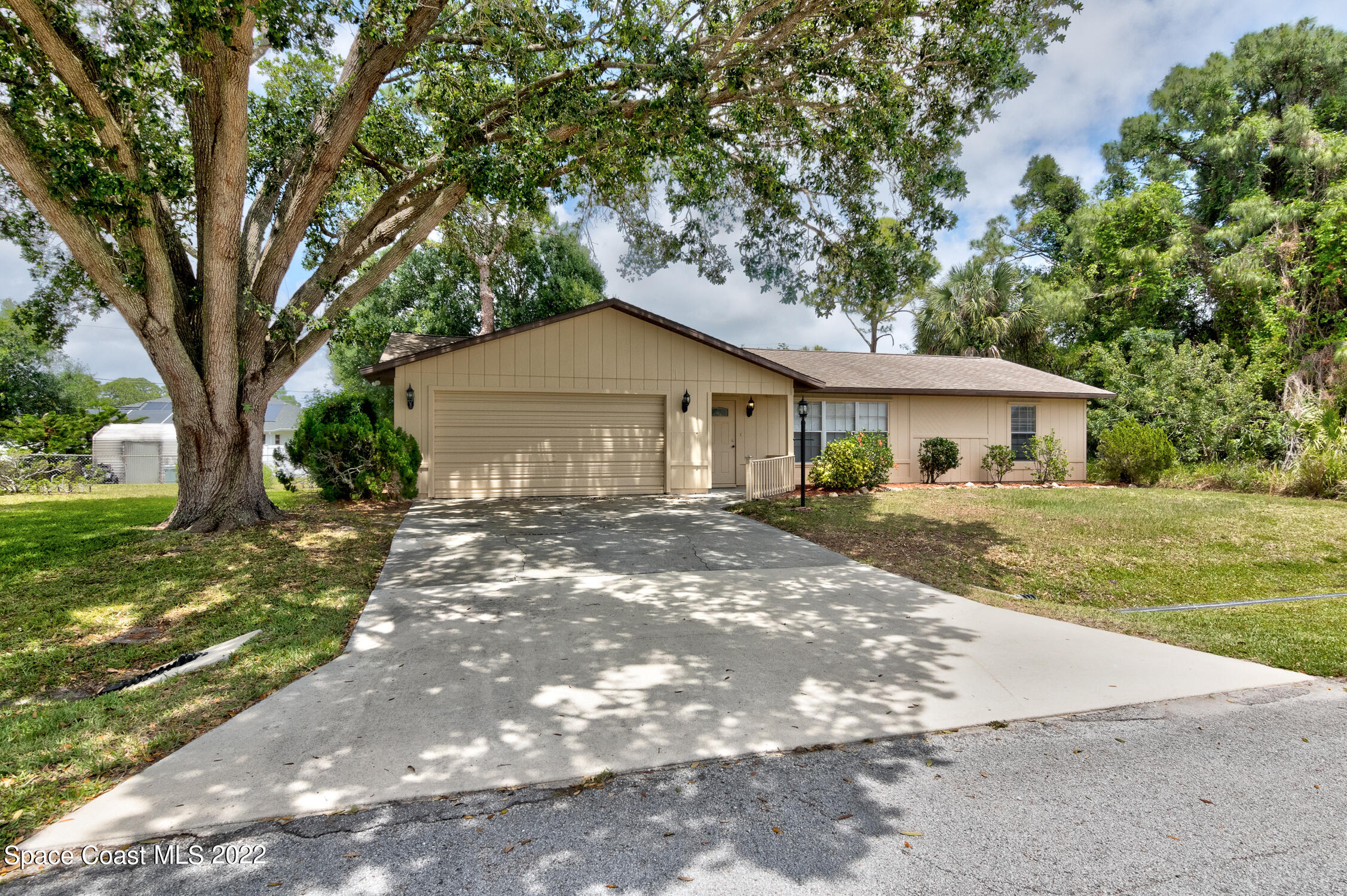 465 Candle Avenue Sebastian FL 32958