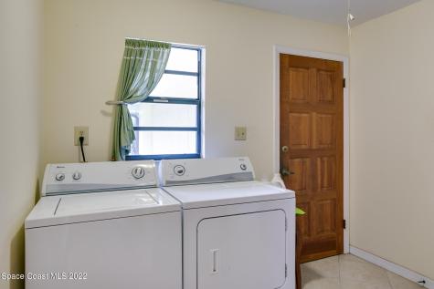 340 Oakland Avenue Indialantic FL 32903