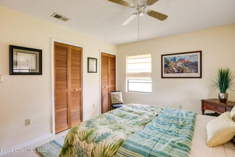340 Oakland Avenue Indialantic FL 32903