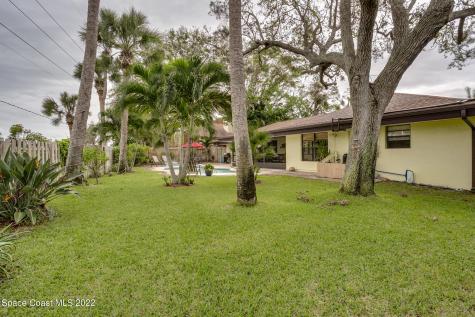 340 Oakland Avenue Indialantic FL 32903