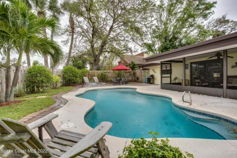 340 Oakland Avenue Indialantic FL 32903