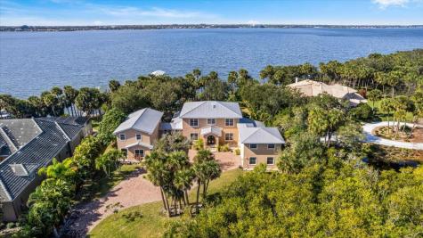 7647 S Tropical Trail Merritt Island FL 32952