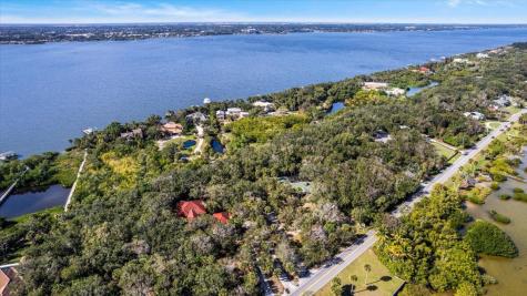7647 S Tropical Trail Merritt Island FL 32952