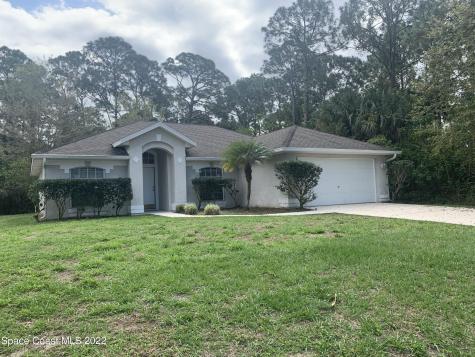 585 Sea Fury Avenue SW Palm Bay FL 32908