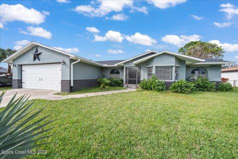 1550 Glencove Avenue NW Palm Bay FL 32907