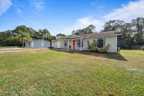 196 San Luis Street SW Palm Bay FL 32908