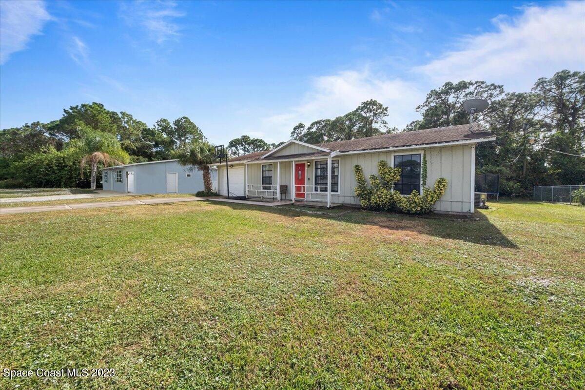 196 San Luis Street SW Palm Bay FL 32908
