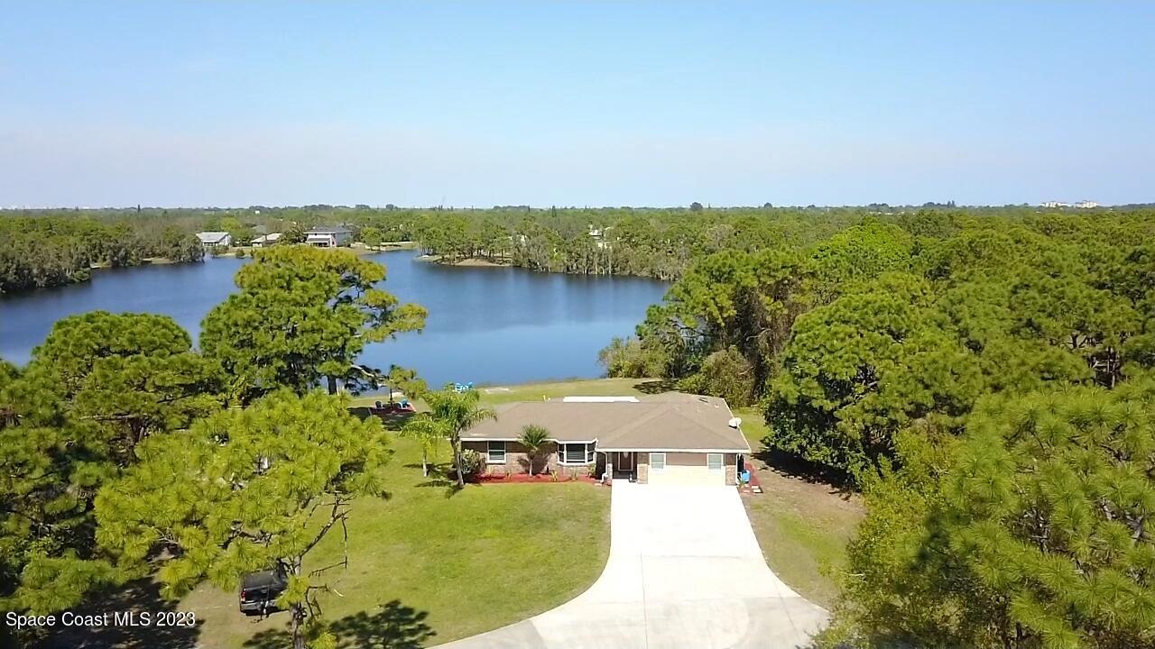 1496 Gilmore Street Malabar FL 32950