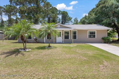 350 Courtney Street SE Palm Bay FL 32909