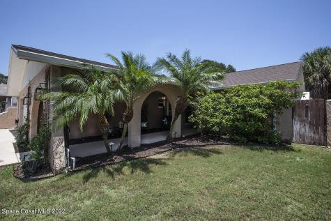 163 Cedar Avenue Cocoa Beach FL 32931