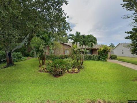 837 Fulda Avenue NW Palm Bay FL 32907